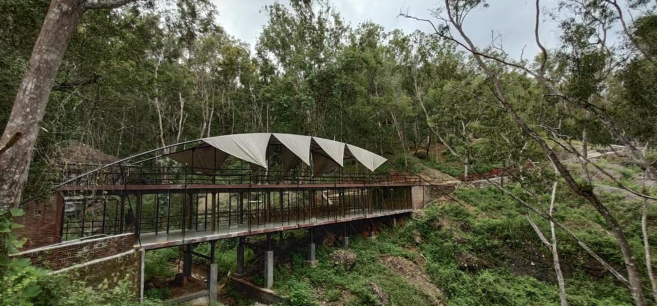 Seribu Batu Songgo Langit Resort & Camp Bantul Eksteriør bilde
