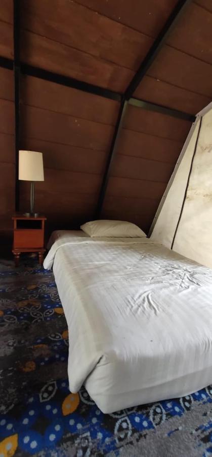 Seribu Batu Songgo Langit Resort & Camp Bantul Eksteriør bilde