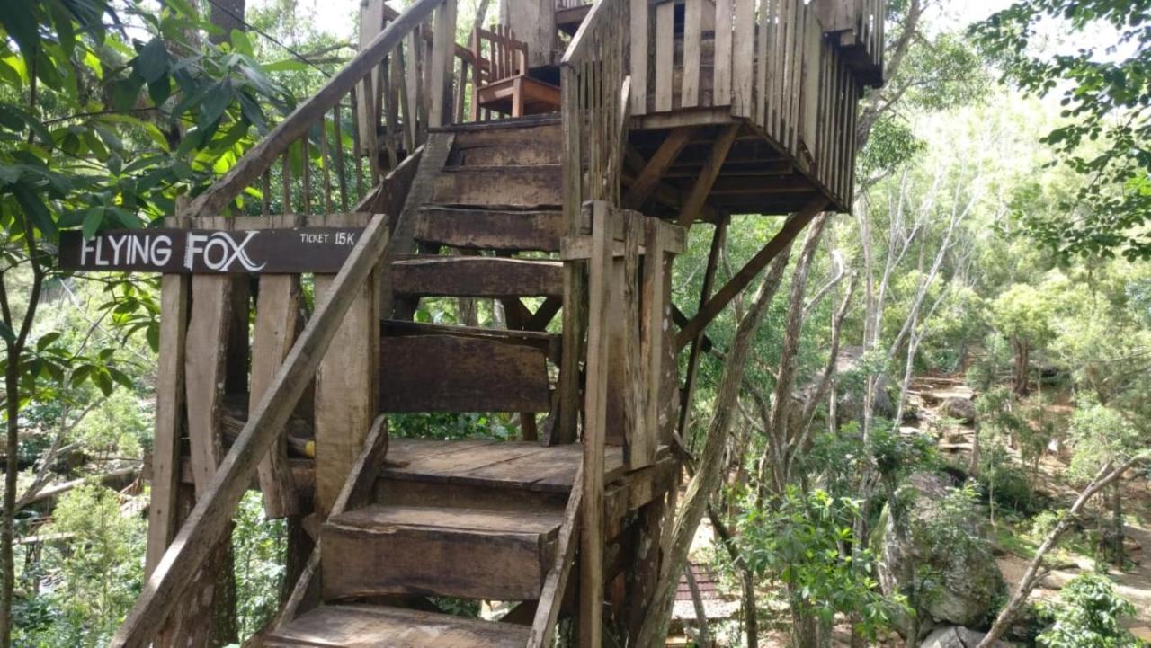 Seribu Batu Songgo Langit Resort & Camp Bantul Eksteriør bilde