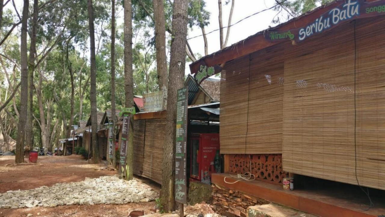 Seribu Batu Songgo Langit Resort & Camp Bantul Eksteriør bilde